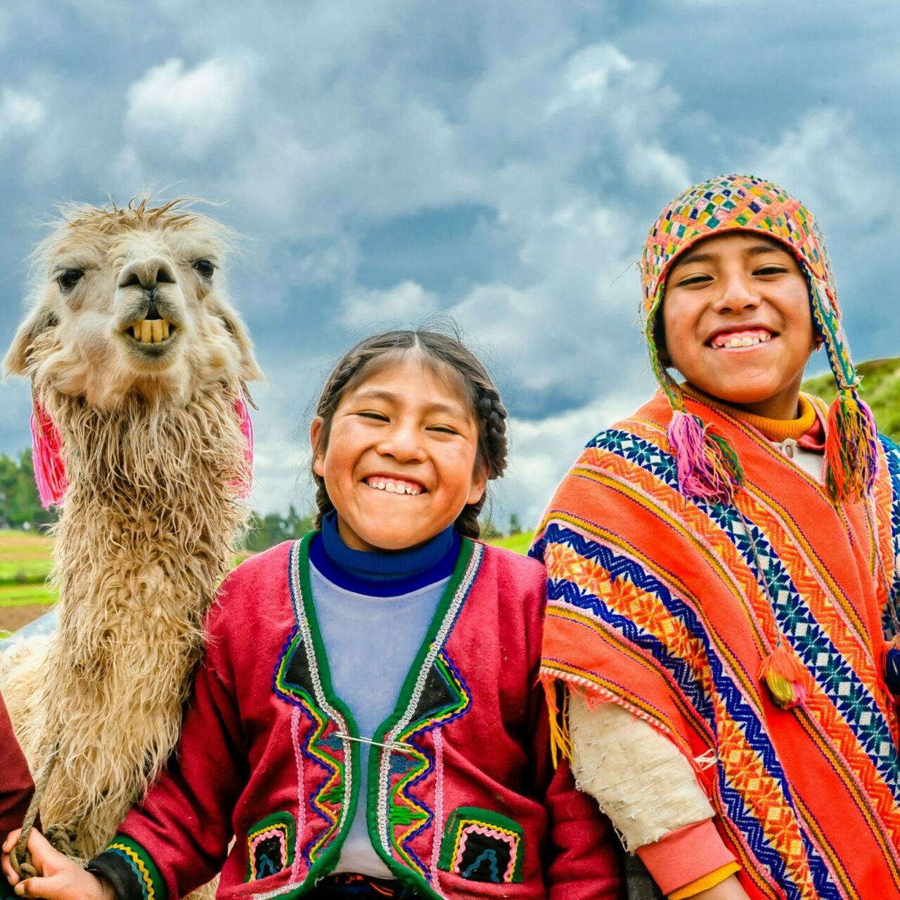 https://www.peru-reservations.com/wp-content/uploads/2024/05/alexander-schimmeck-MraFXV3v7Ts-unsplash-scaled-e1715333292953-1280x1280.jpg